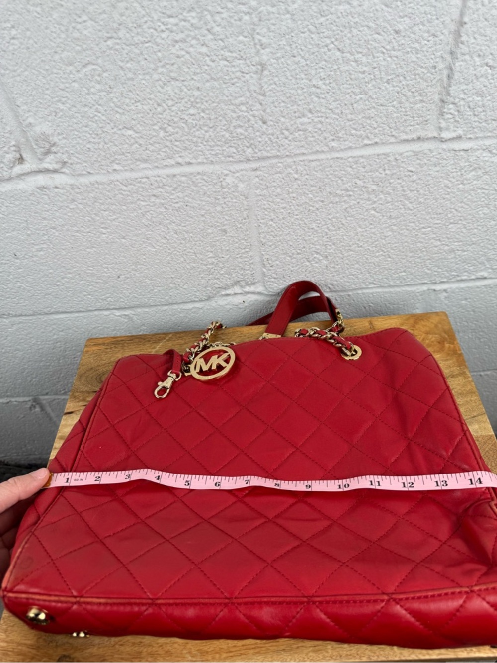 Michael Kors Red Leather Quilted Chain Shoulder Tote Bag Gold Hardware - Picture 14 of 16